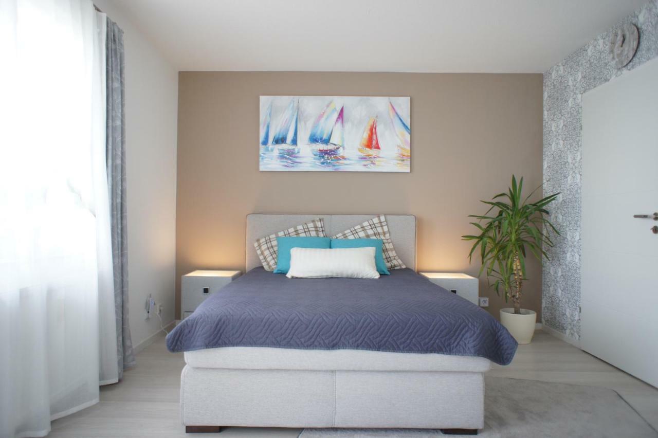 Ferienwohnung Loerrach Alice Bagian luar foto